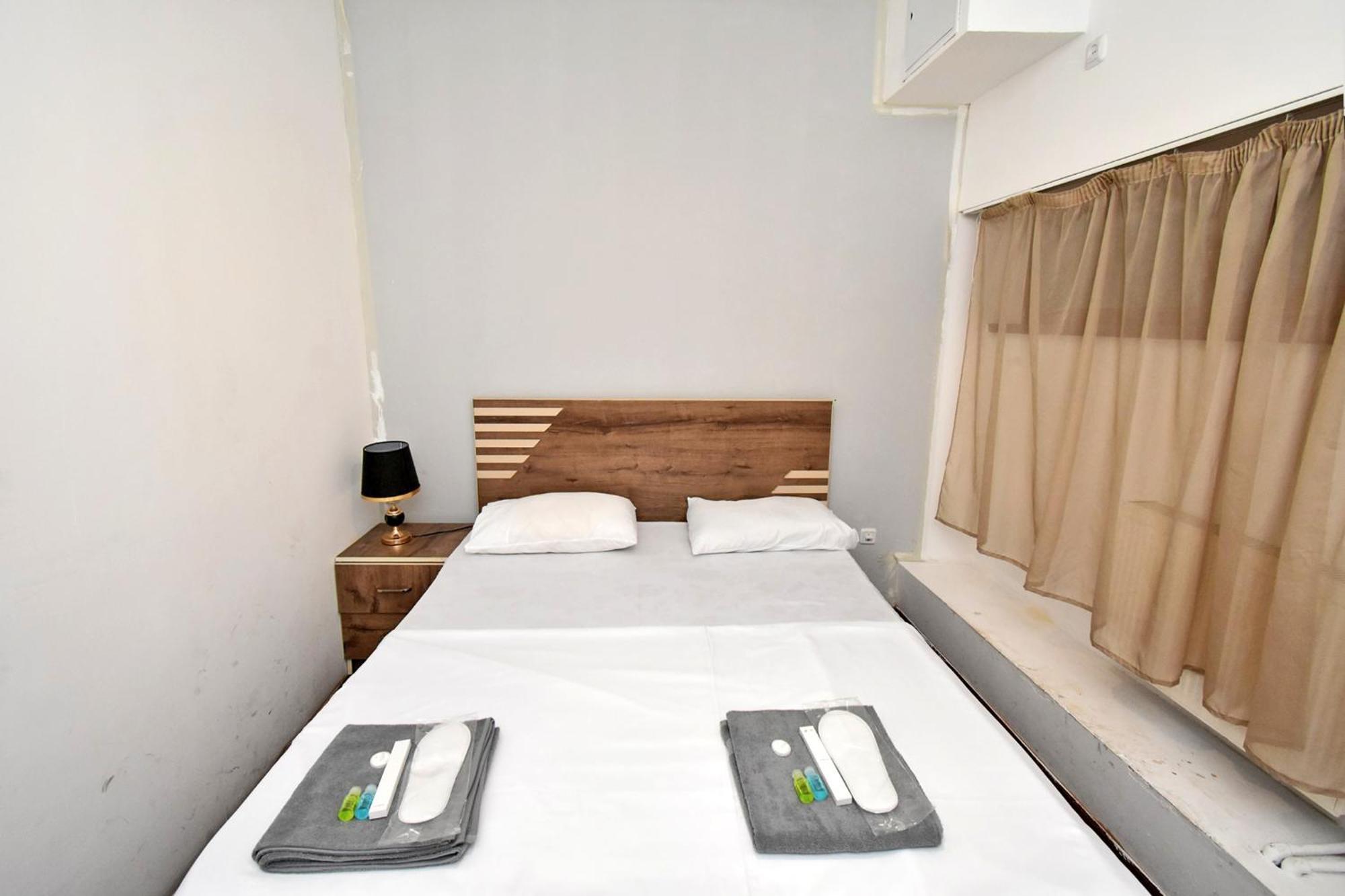 Aaa Hotel เยเรวาน ภายนอก รูปภาพ